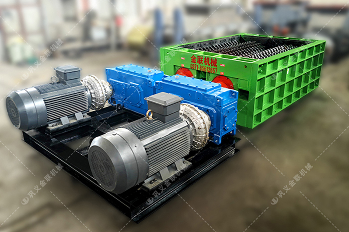 強(qiáng)力雙齒輥破碎機(jī)_強(qiáng)力狼牙式破碎機(jī),分級齒輥式破碎機(jī) 強(qiáng)力雙齒輥破碎機(jī)_強(qiáng)力狼牙式破碎機(jī),分級齒輥式破碎機(jī)