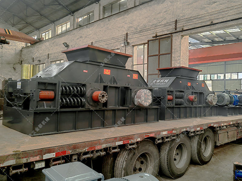 砂石骨料的原材料有哪些？對輥式制砂機(jī)多少錢一臺？