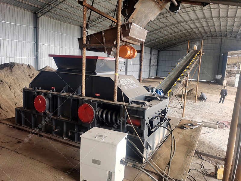 時產(chǎn)150噸的對輥制砂機是什么型號?如何控制出砂率? 時產(chǎn)150噸的對輥制砂機是什么型號?如何控制出砂率?